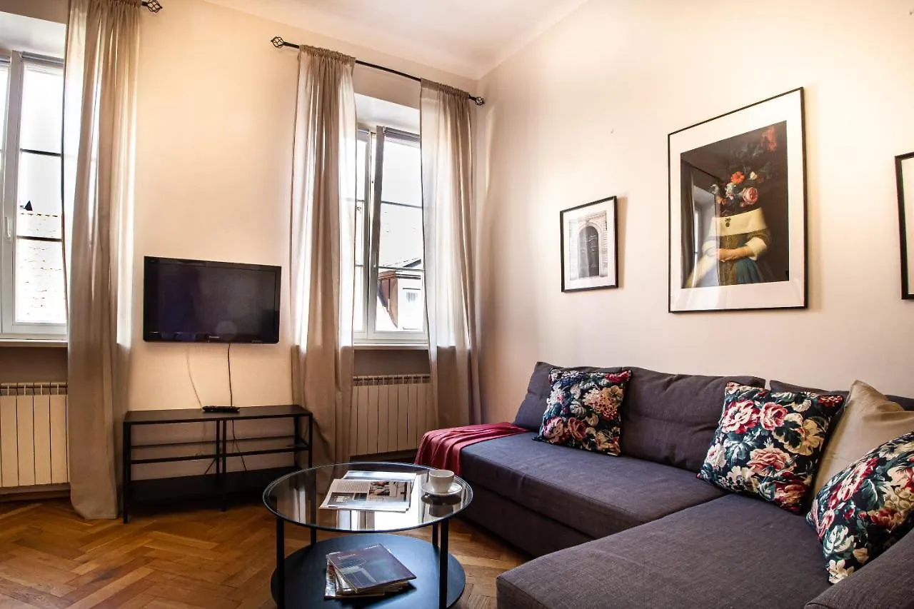 Swietojanska Old Town Apartment Warsaw